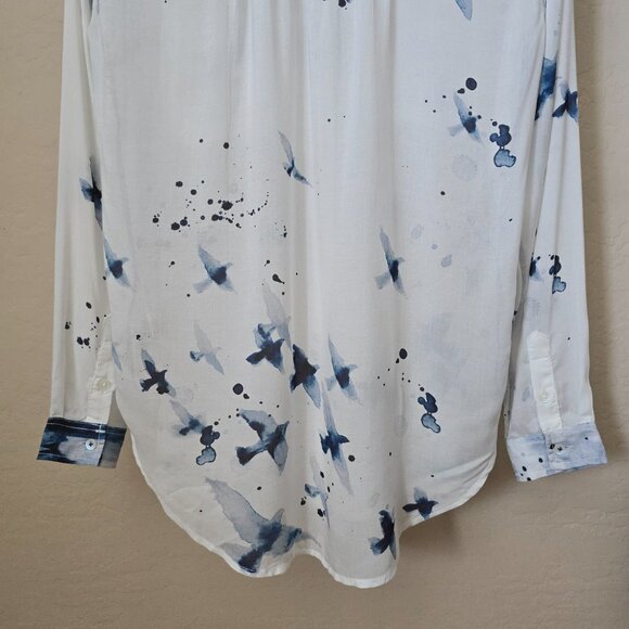 Anthropologie Pilcro The Romy Relaxed Buttondown Shirt Blue Bird Print Blouse XS - Picture 7 of 11